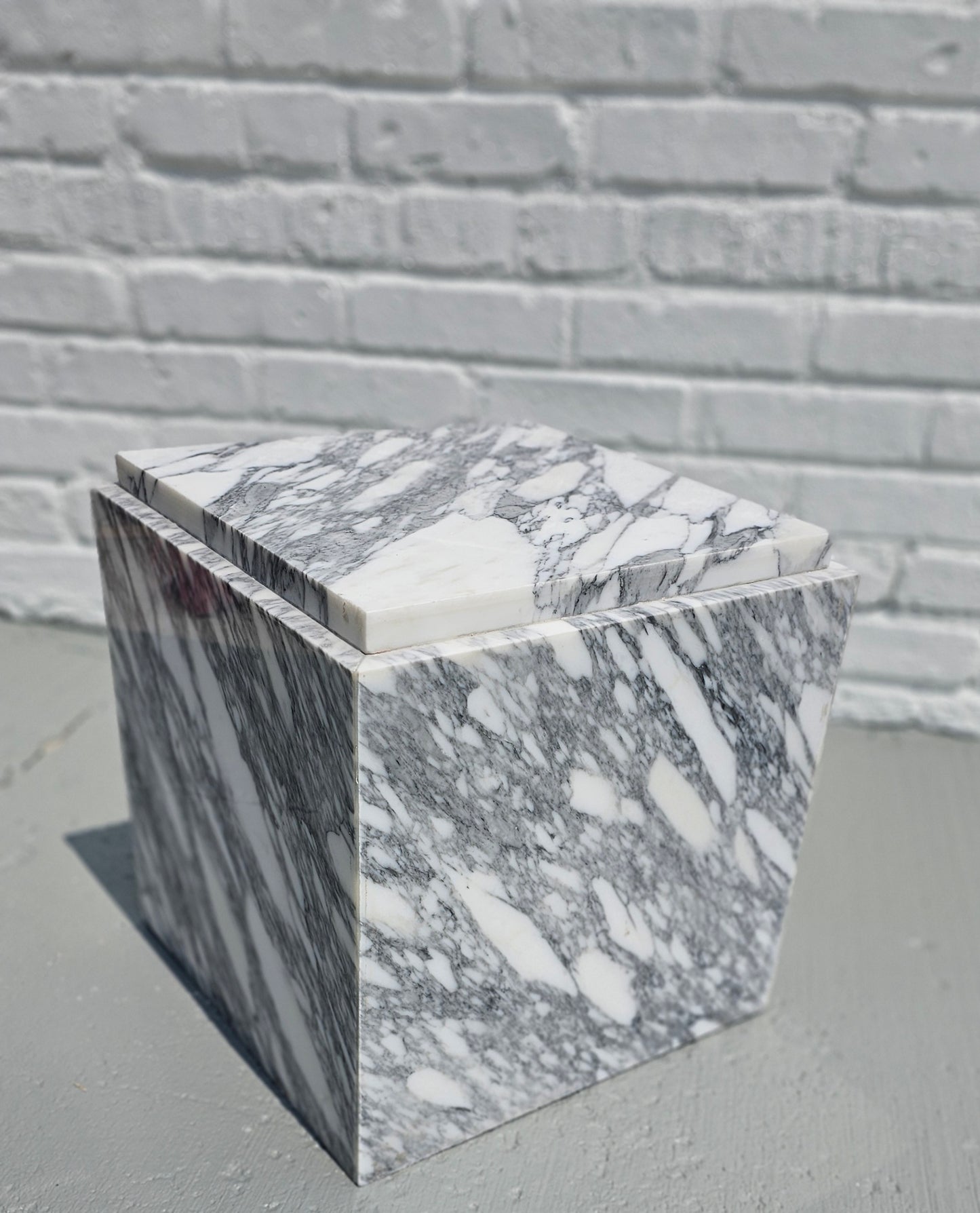 Small Arabescato White Marble Cube End Table
